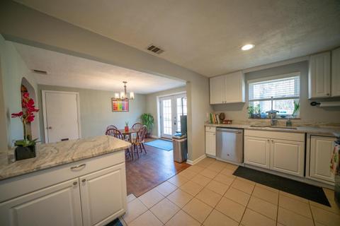3866 Jackie Dr, Cincinnati, OH 45245 photo 13