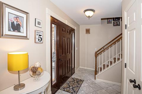 2247 Beechcroft Ct, Cincinnati, OH 45233 photo 4