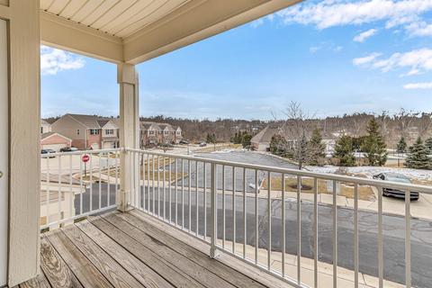 942 Crossing Pointe, Cincinnati, OH 45231 photo 2
