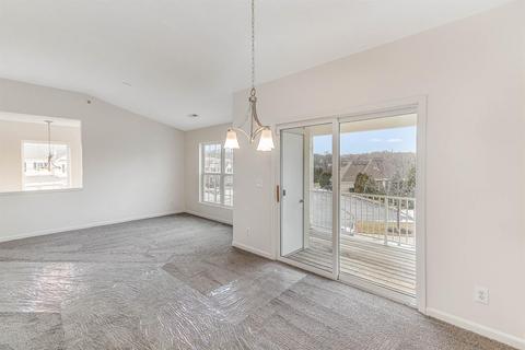 942 Crossing Pointe, Cincinnati, OH 45231 photo 14