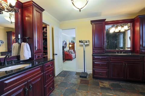 382 Bishopsbridge Dr, Cincinnati, OH 45255 photo 28