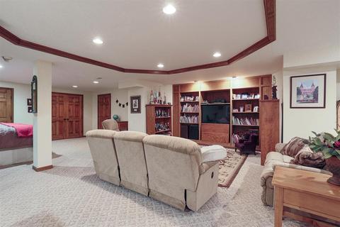 382 Bishopsbridge Dr, Cincinnati, OH 45255 photo 35