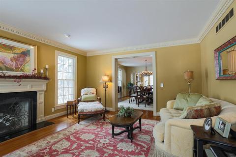 382 Bishopsbridge Dr, Cincinnati, OH 45255 photo 7