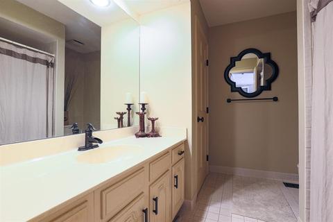 382 Bishopsbridge Dr, Cincinnati, OH 45255 photo 33