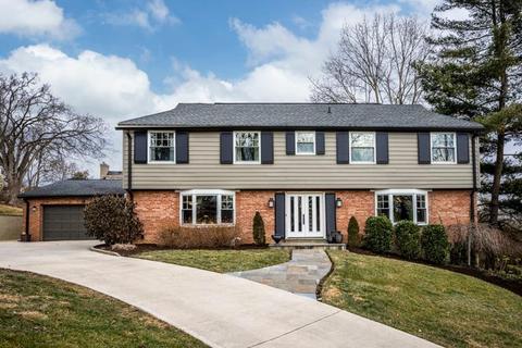 3530 Deepwoods Ln, Cincinnati, OH 45208 photo 1