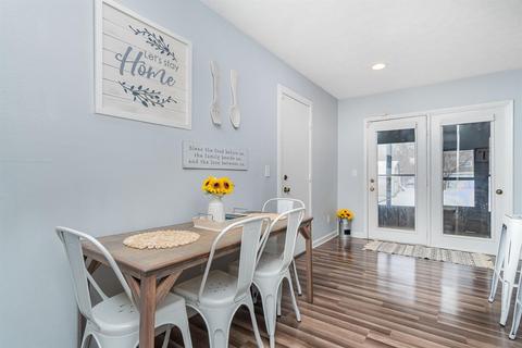2465 Bracebridge Dr, Cincinnati, OH 45231 photo 9