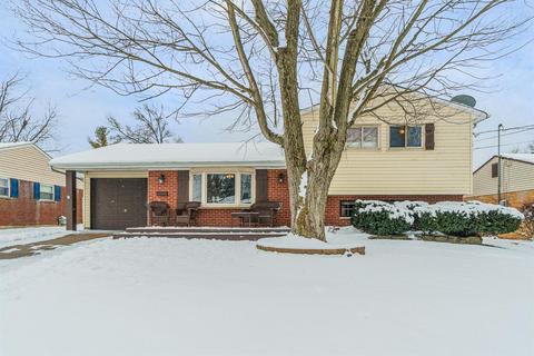 2465 Bracebridge Dr, Cincinnati, OH 45231 photo 2