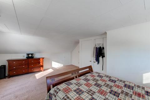 396 Ingram Rd, Greenhills, OH 45218 photo 19