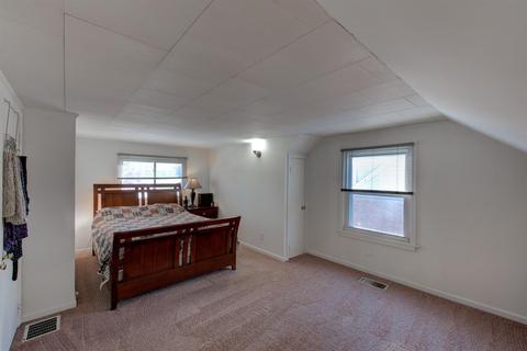 396 Ingram Rd, Greenhills, OH 45218 photo 17