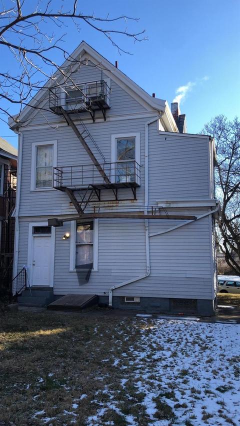1041 Beech Ave, Cincinnati, OH 45205 photo 2