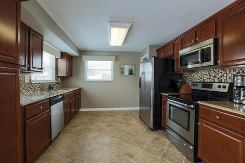 7849 Styrax Ln, Cincinnati, OH 45236 photo 10