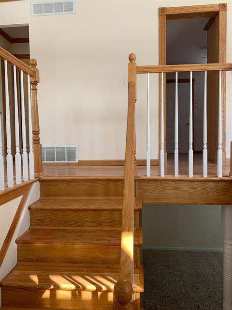 2673 Impala Dr, Cincinnati, OH 45231 photo 2