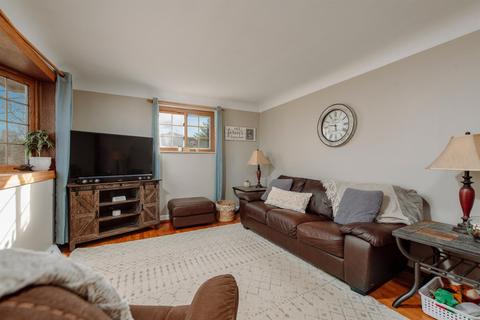 2659 Devils Backbone Rd, Cincinnati, OH 45233 photo 4