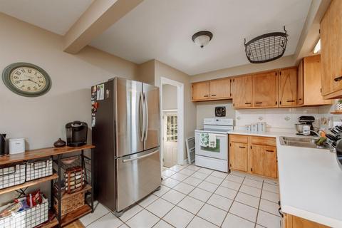 2659 Devils Backbone Rd, Cincinnati, OH 45233 photo 6
