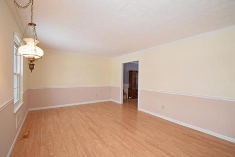 1836 Fullerton Dr, Cincinnati, OH 45240 photo 4