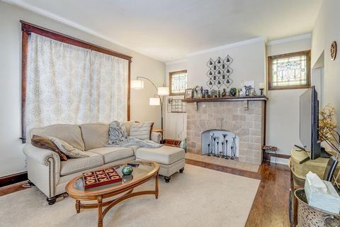 3221 Herbert Ave, Cincinnati, OH 45211 photo 4