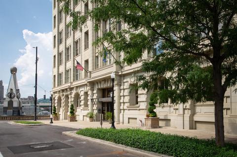 400 Pike St #521, Cincinnati, OH 45202 photo 1