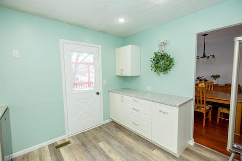 6604 Echo Ln, Cincinnati, OH 45230 photo 12