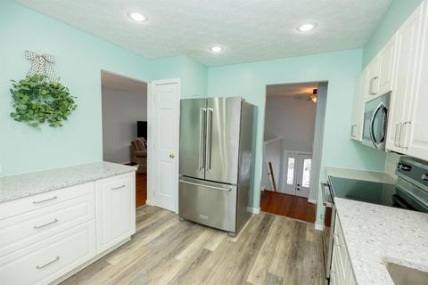 6604 Echo Ln, Cincinnati, OH 45230 photo 11