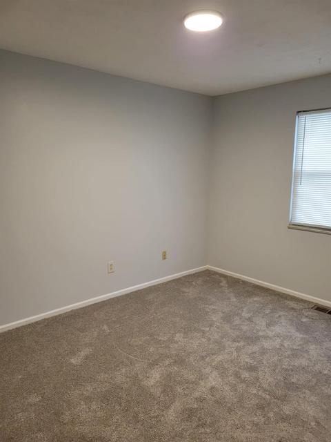 1568 Forester Dr, Cincinnati, OH 45240 photo 9