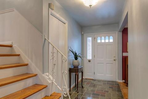7409 Baywind Dr, Montgomery, OH 45242 photo 2