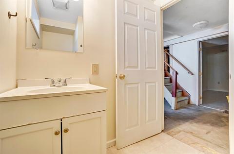 948 Springbrook Dr, Cincinnati, OH 45224 photo 32