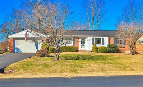 1163 Immaculate Ln, Anderson Twp, OH 45230 photo 2