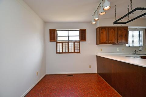 4271 Peppermill Ln, Blue Ash, OH 45242 photo 6