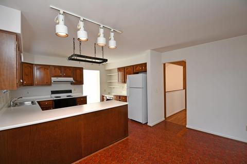 4271 Peppermill Ln, Blue Ash, OH 45242 photo 7