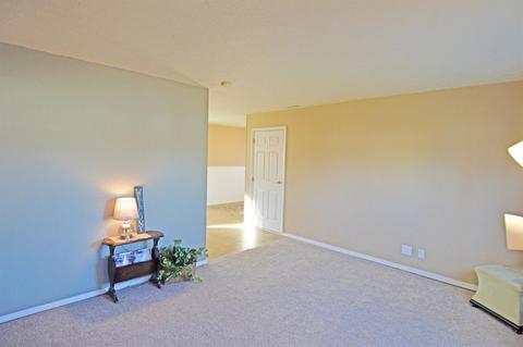4351 Beechmont Dr, Cincinnati, OH 45244 photo 3