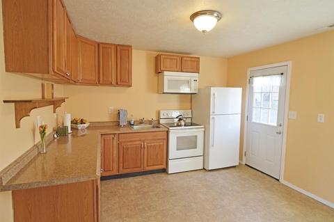 4351 Beechmont Dr, Cincinnati, OH 45244 photo 4