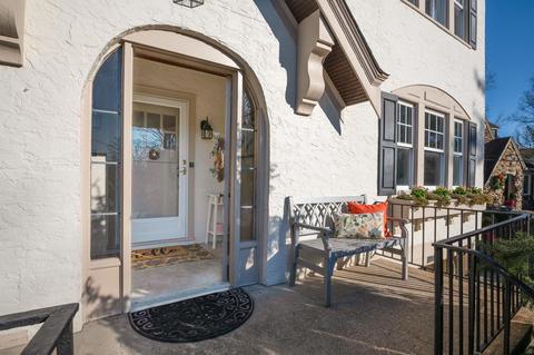1004 Crest Cir, Cincinnati, OH 45208 photo 3