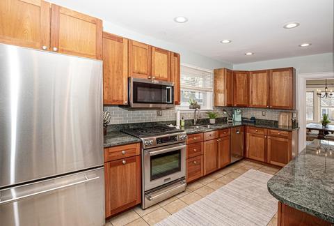 1004 Crest Cir, Cincinnati, OH 45208 photo 10