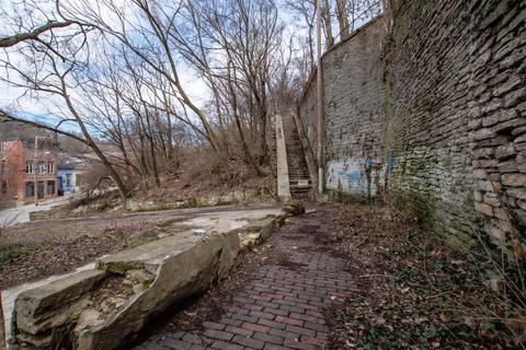 2158 Loth St, Cincinnati, OH 45202 photo 6