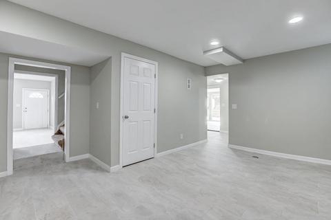 263 Riddle Rd, Woodlawn, OH 45215 photo 14