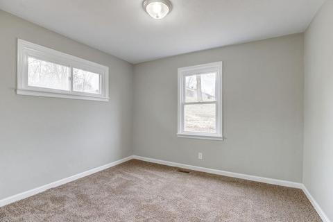 263 Riddle Rd, Woodlawn, OH 45215 photo 10