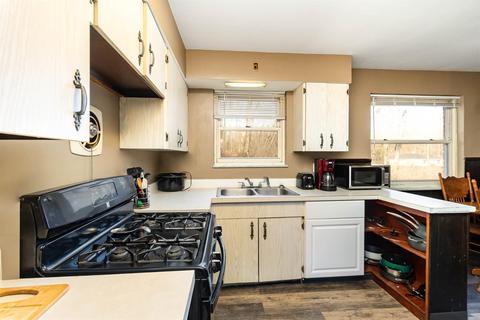3089 Percy Ave, Cincinnati, OH 45211 photo 6