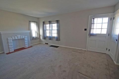 5597 Eula Ave, Cincinnati, OH 45248 photo 2