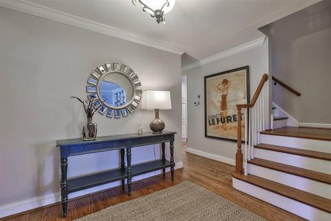6987 Grace Ave, Mariemont, OH 45227 photo 3