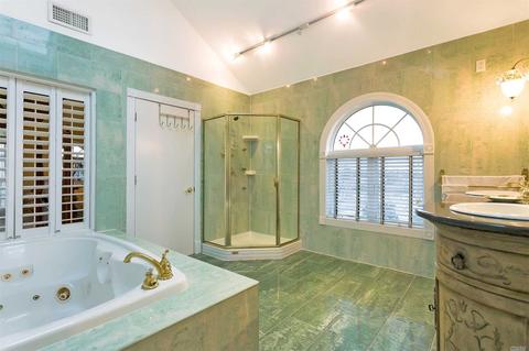 887 Locust Corner Rd, Cincinnati, OH 45245 photo 19