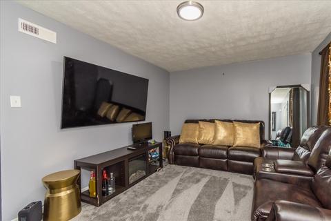 2051 Fourth St, Springfield Twp., OH 45224 photo 6
