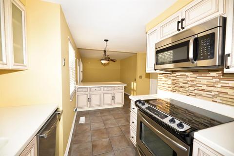 571 Waycross Rd, Forest Park, OH 45240 photo 13