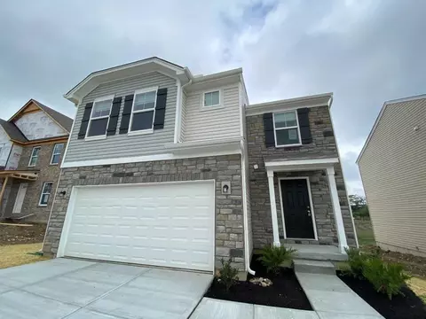 2181 Pine Valley Dr, Hamilton, OH 45013 photo 1