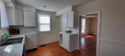 153 Central Ave, Blanchester, OH 45107 photo 4