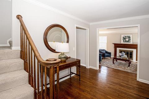 12130 Heathertree Ct, Cincinnati, OH 45249 photo 3