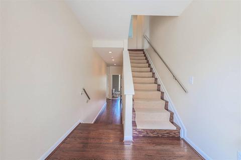 933 Monastery St, Cincinnati, OH 45202 photo 4
