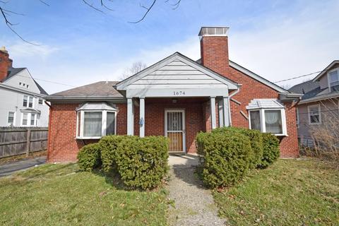 1674 Cedar Ave, Cincinnati, OH 45224 photo 2