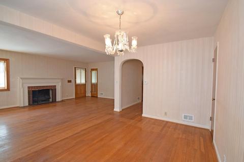 1674 Cedar Ave, Cincinnati, OH 45224 photo 7