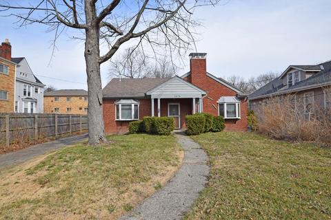 1674 Cedar Ave, Cincinnati, OH 45224 photo 1