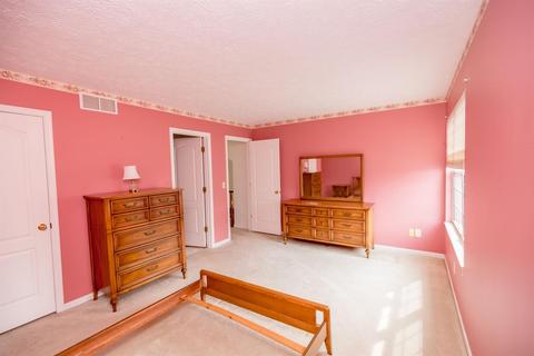 5584 Regimental Pl, Cincinnati, OH 45239 photo 15